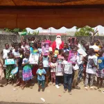 orphelinat-omega-de-grand-bassam-l-ong-internationale-aito-ci-cadeaute-les-pensionnaires