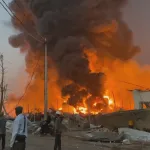 guinee-grave-incendie-au-depot-d-hydrocarbures-de-kaloum-tous-les-travailleurs-invites-a-rester-a-la-maison