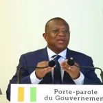 port-obligatoire-du-maillot-original-pour-la-can-2023-le-gouvernement-tranche