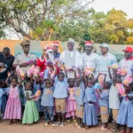 fete-de-noel-1000-enfants-du-village-sokoro-1-departement-de-ferke-combles-de-cadeaux