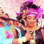 apres-leur-demele-affou-keita-debarque-au-concert-de-madjene-fitini-et-la-scene-se-termine-en-pleurs