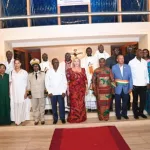 messe-de-noel-2023-la-premiere-dame-dominique-ouattara-depuis-assinie-pensez-aux-enfants-et-aux-necessiteux