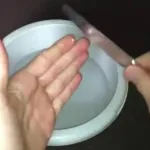 odeurs-tenaces-5-secrets-infaillibles-pour-des-mains-irresistiblement-parfumees