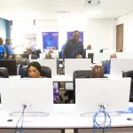 reduction-de-la-fracture-numerique-une-salle-d-incubation-multimedia-offerte-a-l-universite-de-san-pedro