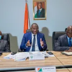 ajustement-du-tarif-de-l-electricite-souleymane-diarrassouba-rencontre-le-secteur-prive-et-les-consommateurs