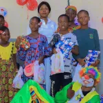 fetes-de-fin-d-annee-l-ong-coeur-en-or-donne-le-sourire-a-plus-de-200-enfants