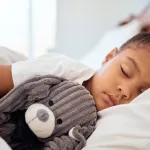 terreurs-nocturnes-decouvrez-les-8-secrets-pour-eradiquer-la-peur-du-noir-chez-votre-enfant