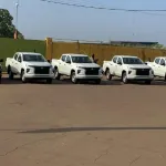 can-2023-a-korhogo-le-ministre-amadou-coulibaly-remet-des-vehicules-de-types-4x4-et-des-motos-aux-fds