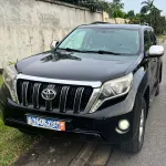 location-de-vehicule-toyota-prado-7-places