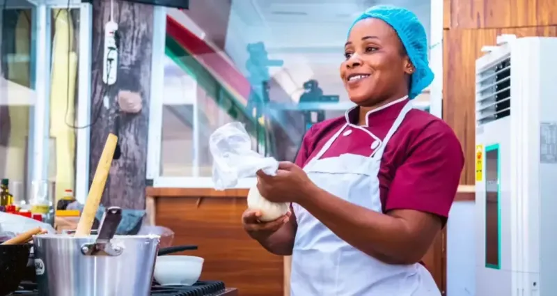 ghana-le-cordon-bleu-failatu-abdoul-razack-en-tete-du-record-mondial-du-marathon-de-la-cuisine