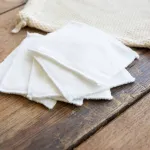 revolutionnez-votre-menage-la-recette-secrete-des-lingettes-nettoyantes-faites-maison