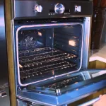 grille-du-four-decouvrez-le-secret-magique-pour-un-nettoyage-express