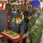 cote-d-ivoire-adieu-aux-armes-pour-deux-generaux-des-forces-de-defense-admis-a-la-retraite