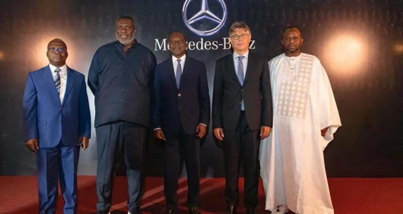cfao-mobility-inaugure-le-showroom-mercedes-benz-a-abidjan-un-nouveau-chapitre-pour-l-automobile-de-luxe