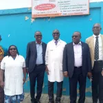 hepatites-virales-b-et-c-le-pr-allah-kouadio-inaugure-un-panneau-d-indication-du-cepref-a-yopougon