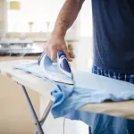 revelation-choc-5-astuces-surprenantes-pour-dire-adieu-aux-taches-de-fer-a-repasser-sur-vos-vetements