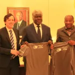 partenariat-entre-olympique-de-marseille-et-sublime-cote-d-ivoire-pablo-longoria-etait-chez-robert-beugre-mambe