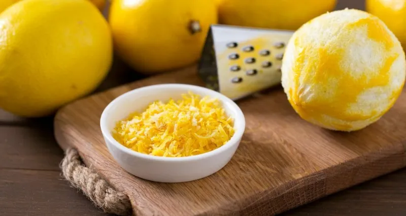 peau-de-citron-decouvrez-6-secrets-insoupconnes-de-la-peau-de-citron
