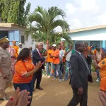 pouponniere-de-dabou-les-enfants-porteurs-de-handicap-celebrent-le-mardi-gras-dans-les-couleurs-des-elephants