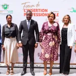 forum-de-l-insertion-professionnelle-2024-des-opportunites-a-saisir-en-relation-client-ntic-emplois-bleu-et-vert