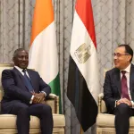 adama-bictogo-s-entretient-avec-le-premier-ministre-egyptien-moustafa-kemal-madbouli-au-caire