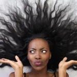 adieu-les-cheveux-electriques-5-astuces-imparables-pour-dompter-votre-criniere