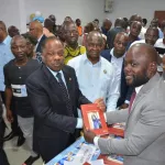 cahiers-de-prison-le-recit-bouleversant-et-engage-de-justin-koua