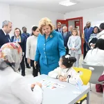 lutte-contre-la-surdite-dominique-ouattara-visite-le-centre-pour-sourds-et-malentendants-a-rabat