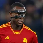 football-1-8-de-finale-europa-league-apercu-avec-un-masque-ce-qui-est-arrive-a-evan-ndicka