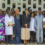 jif-les-collaboratrices-d-agl-apportent-un-soutien-aux-enfants-vivant-avec-le-cancer-et-la-lepre-en-cote-d-ivoire