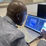 cote-divoirepanne-generale-dinternet-une-journee-avec-un-community-manager-au-chomage