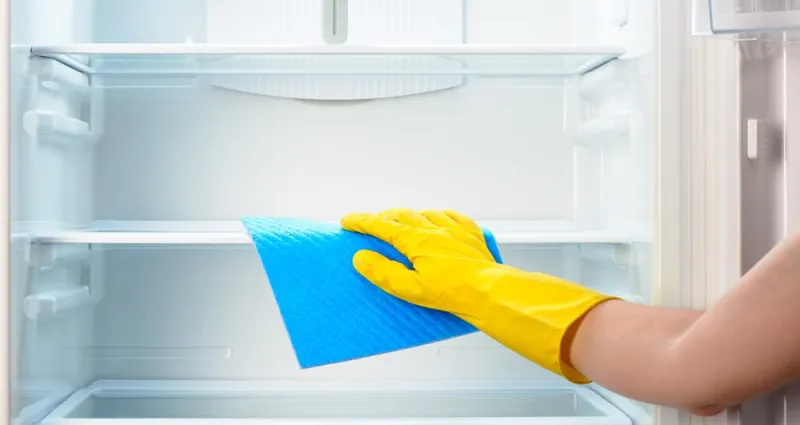 nettoyage-le-secret-d-un-frigo-etincelant-reside-dans-cette-astuce-maison
