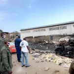 lutte-contre-l-insalubrite-et-l-incivisme-bacongo-fait-detruire-des-murs-obstruant-un-caniveau