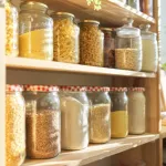 rangement-decouvrez-les-7-astuces-de-rangement-ultimes-pour-une-cuisine-impeccablement-organisee