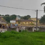 agboville-affrontement-entre-eleves-et-forces-de-l-ordre-les-cours-perturbes-au-lycee-moderne-3