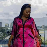 carmen-sama-revient-sur-son-quotidien-5-ans-apres-le-deces-d-arafat-souvent-je-me-cache-pour-pleurer