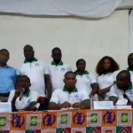 professeurs-d-eps-aux-impots-un-collectif-d-enseignants-repond-aux-agents-des-impots