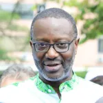 le-president-tidjane-thiam-en-soutien-dans-les-camps-militaires-d-abidjan