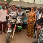 autonomisation-de-la-femme-kouassi-yao-jean-aime-soutient-l-association-des-femmes-d-asse-n-gou