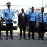 securite-en-cote-d-ivoire-le-ministre-de-l-interieur-remet-des-vehicules-a-la-police-nationale