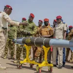 en-pleine-crise-frontaliere-avec-la-cote-d-ivoire-le-burkina-faso-devoile-des-armes-de-pointe