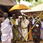 sud-comoe-aka-tanoh-jean-intronise-chef-supreme-de-la-grande-famille-elleigaman-dans-le-village-de-sanhoukro