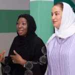 kandia-camara-encense-le-consul-honoraire-de-cote-d-ivoire-a-agadir-pour-ses-qualites-humaines