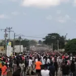 cherte-de-l-electricite-les-populations-appelees-dans-les-rues-le-25-avril-au-plateau-et-devant-le-siege-de-la-cie