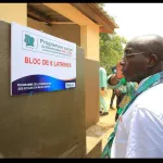 cote-d-ivoire-le-gouvernement-accelere-la-construction-de-latrines-dans-les-ecoles-et-villages
