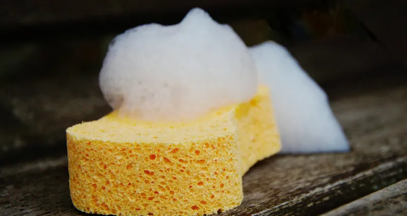 eponge-de-cuisine-3-secrets-infaillibles-pour-une-eponge-etincelante-de-proprete