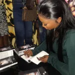 culture-l-actrice-khady-toure-sort-son-premier-livre-transforme-tes-reves-en-succes