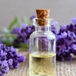 huile-essentielle-de-lavande-decouvrez-comment-cette-huile-transforme-votre-maison-en-sanctuaire-de-proprete
