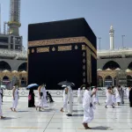 hadj-2024-10-000-candidats-ivoiriens-en-route-pour-accomplir-le-5e-pilier-de-l-islam