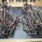 des-armes-de-guerre-decouvertes-a-yopougon-ouattara-convoque-ses-ministres-bictogo-dans-un-tourbillon